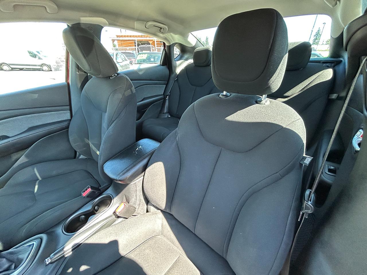 Dodge Dart 4dr Sdn SE 2013