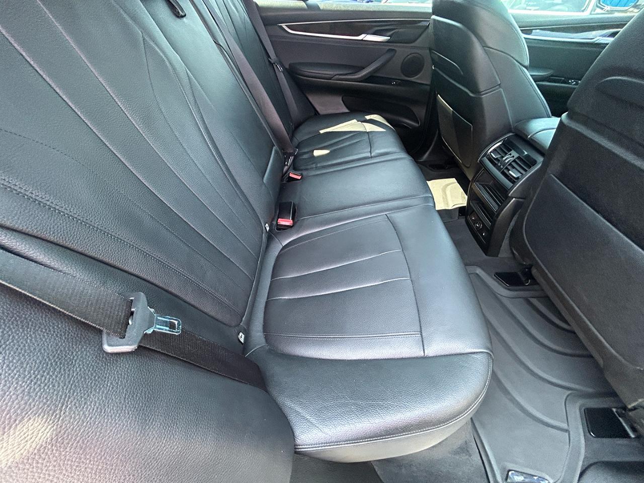 BMW X5 AWD 4dr xDrive50i 2015
