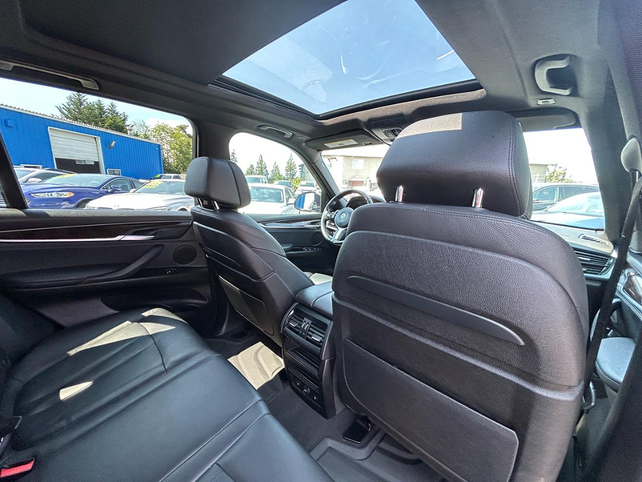 BMW X5 AWD 4dr xDrive50i 2015
