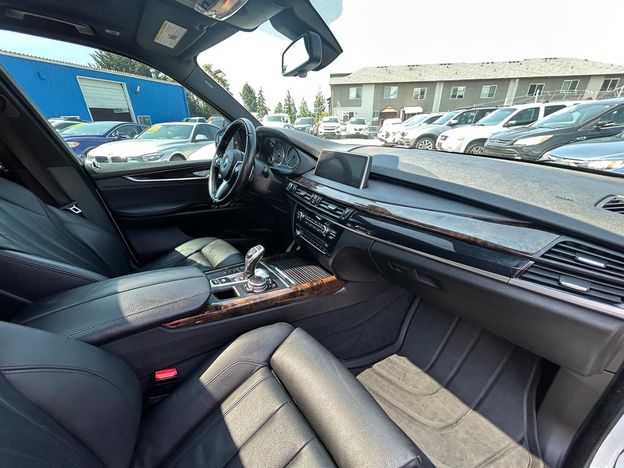 BMW X5 AWD 4dr xDrive50i 2015