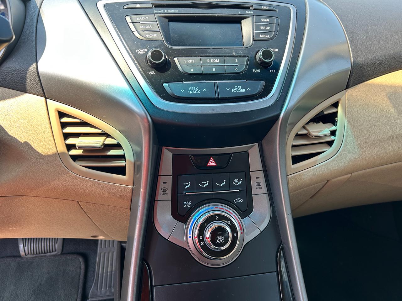 Hyundai Elantra 4dr Sdn Auto GLS PZEV (Ulsan Plant) 2013