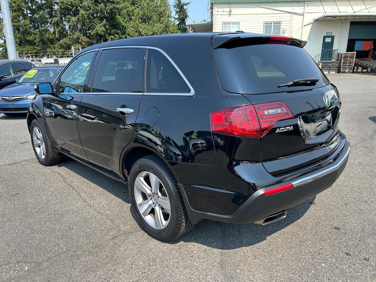 Acura MDX AWD 4dr Tech/Entertainment Pkg 2011
