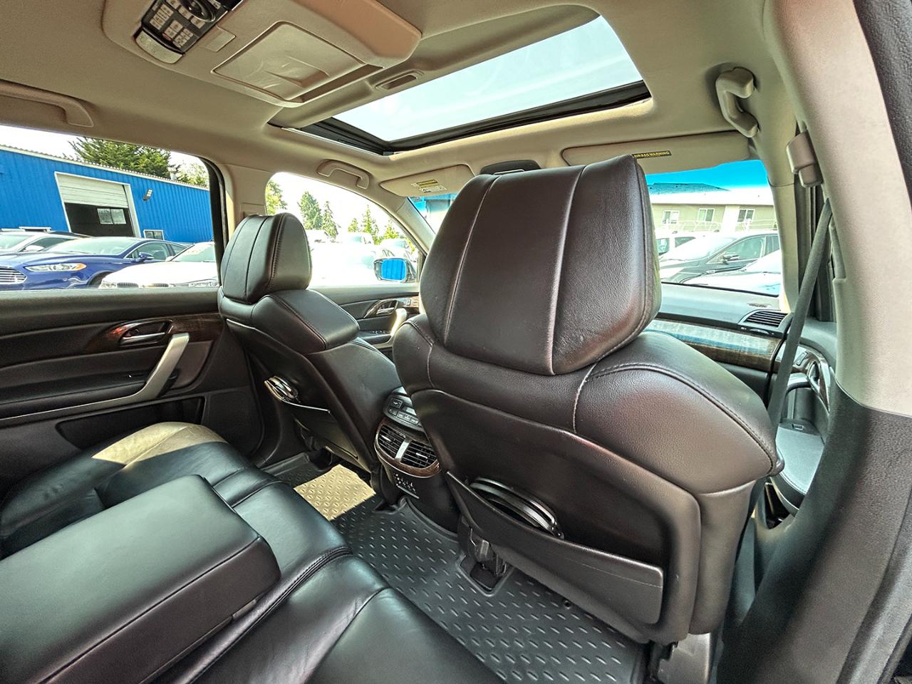 Acura MDX AWD 4dr Tech/Entertainment Pkg 2011