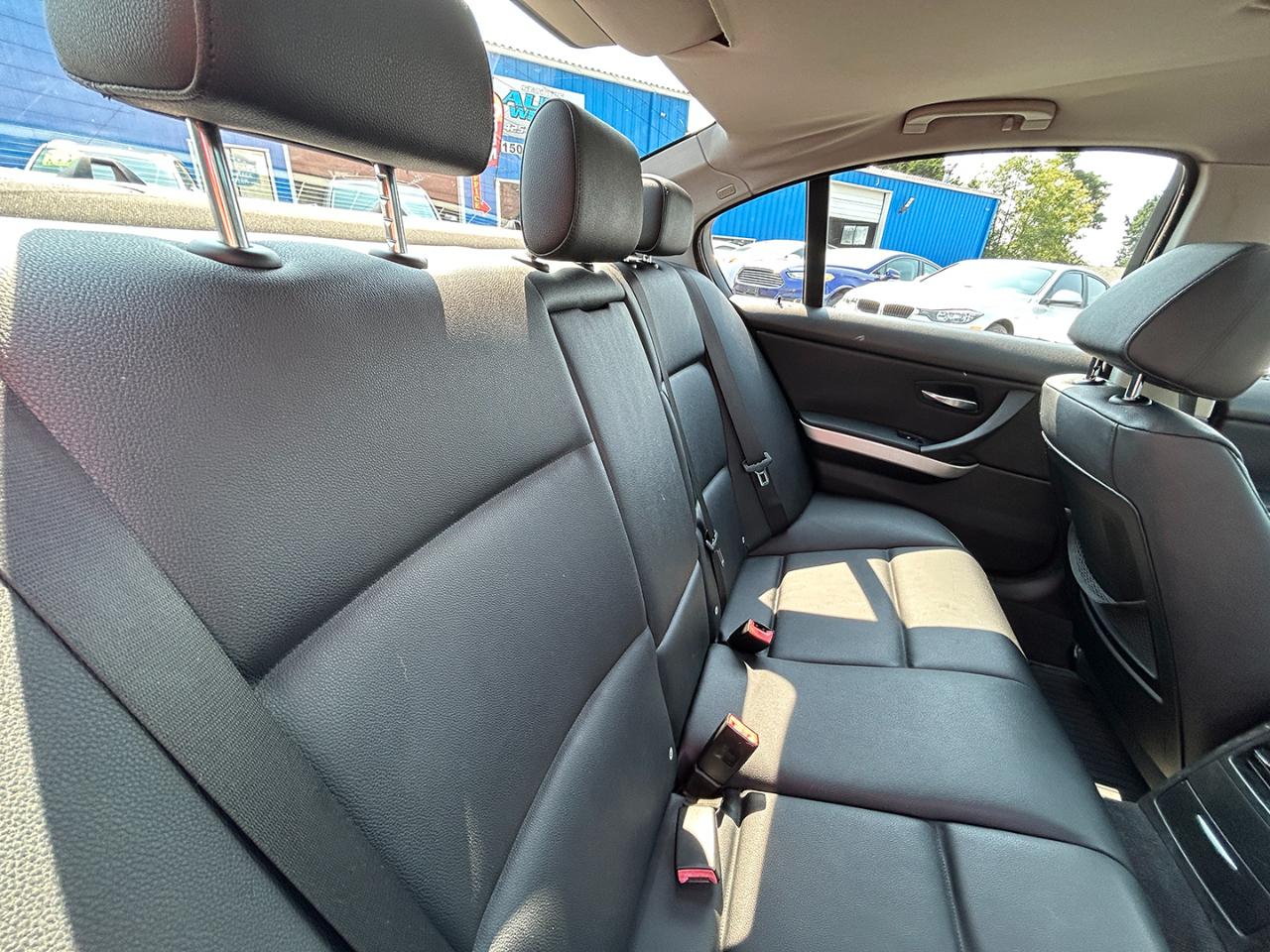BMW 3 Series 4dr Sdn 328i RWD South Africa 2008