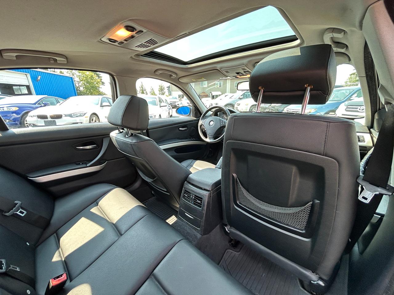 BMW 3 Series 4dr Sdn 328i RWD South Africa 2008