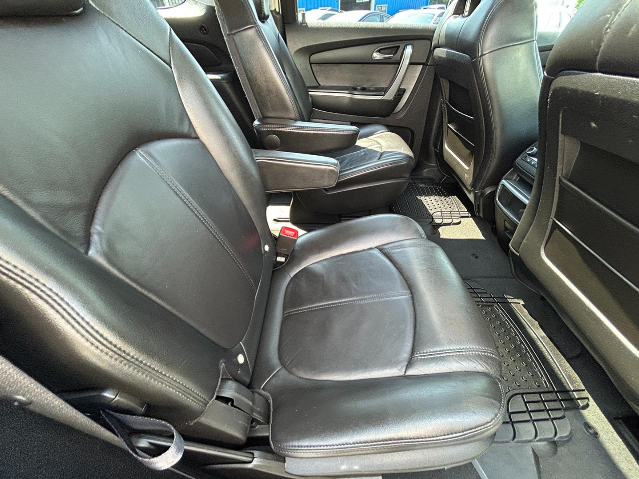 GMC Acadia AWD 4dr SLT 2007