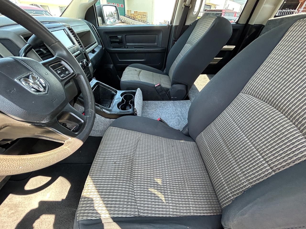 RAM 1500 4WD Quad Cab 140.5" Express 2012