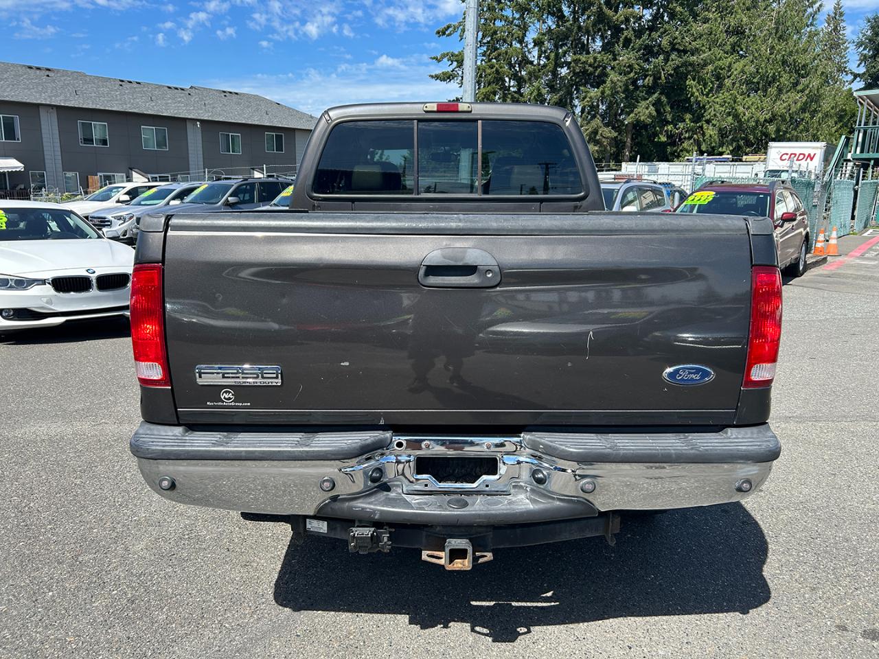 Ford Super Duty F-250 Crew Cab 172" XL 4WD 2005