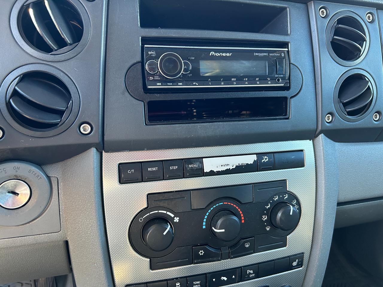 Jeep Commander 4dr 2006