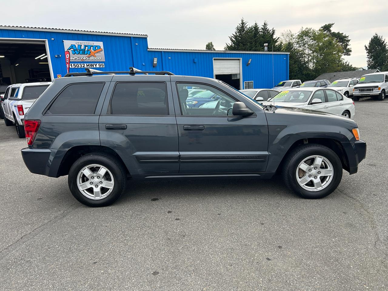 Jeep Grand Cherokee 4dr Laredo 4WD 2006
