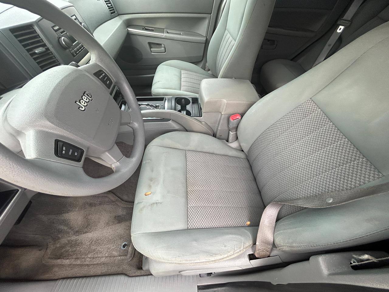 Jeep Grand Cherokee 4dr Laredo 4WD 2006