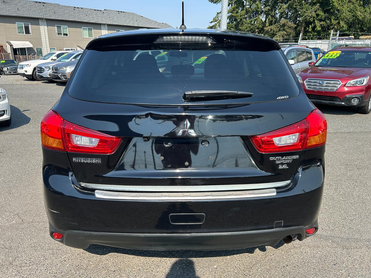 Mitsubishi Outlander Sport AWD 4dr CVT 2.4 ES 2015