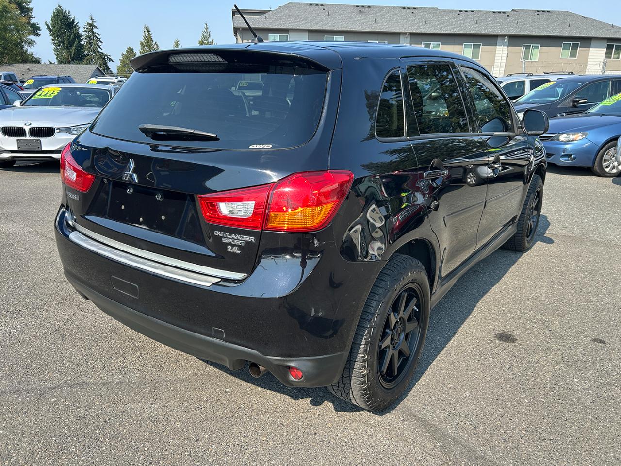 Mitsubishi Outlander Sport AWD 4dr CVT 2.4 ES 2015