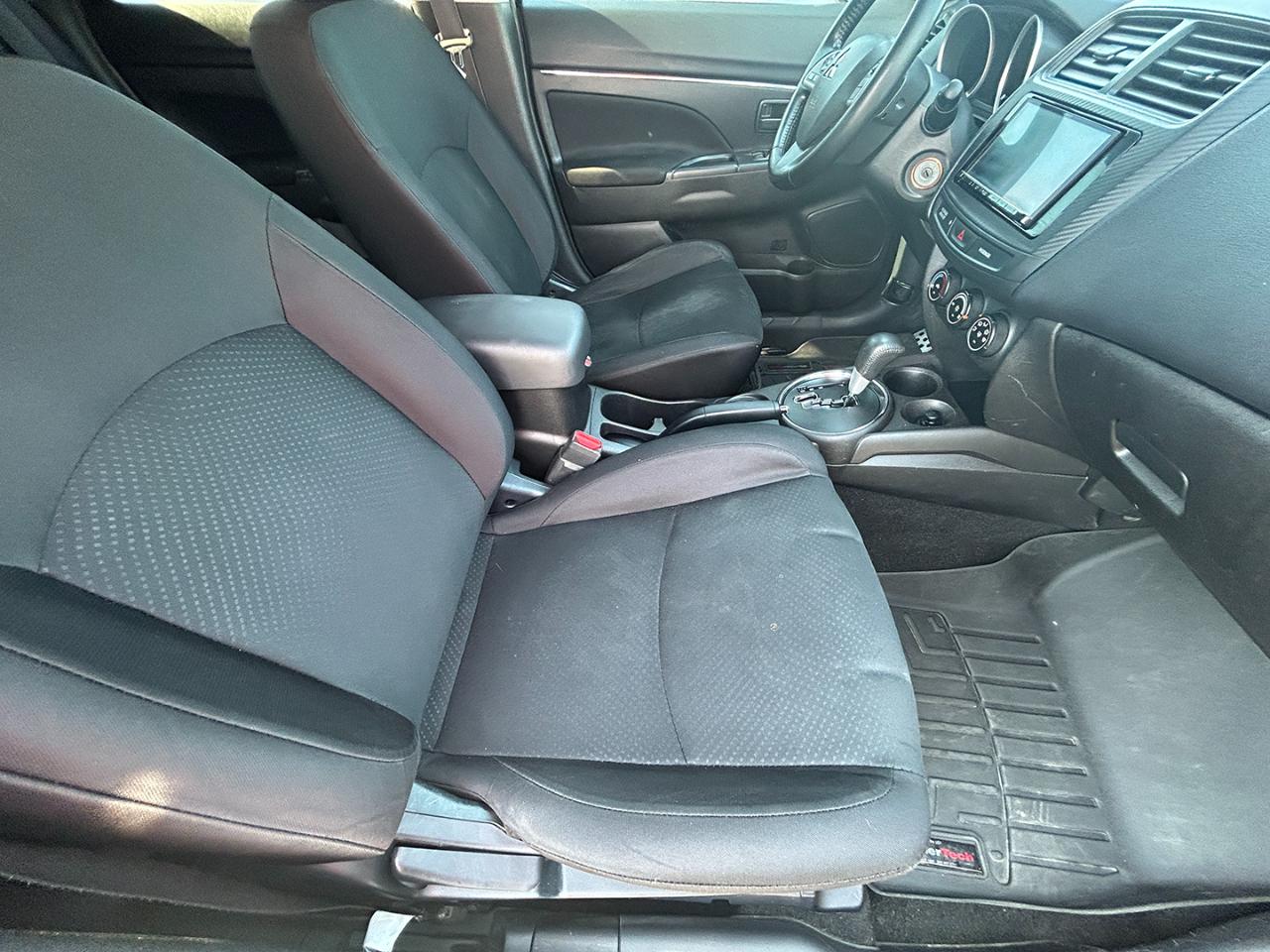 Mitsubishi Outlander Sport AWD 4dr CVT 2.4 ES 2015
