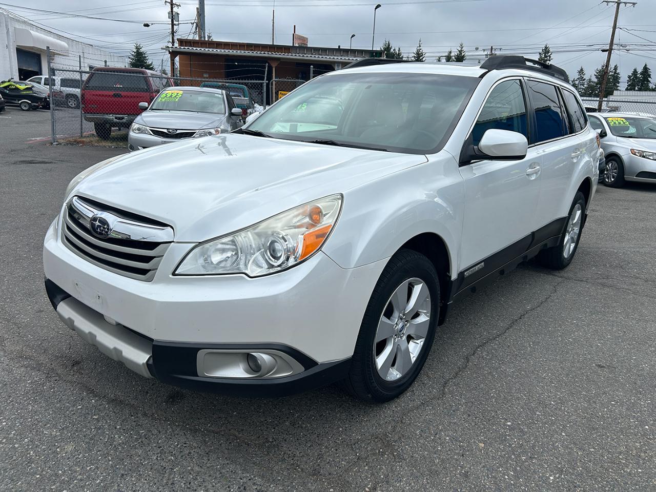 Subaru Outback 4dr Wgn H4 Auto 2.5i Limited 2012