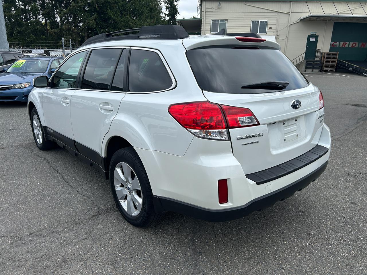 Subaru Outback 4dr Wgn H4 Auto 2.5i Limited 2012