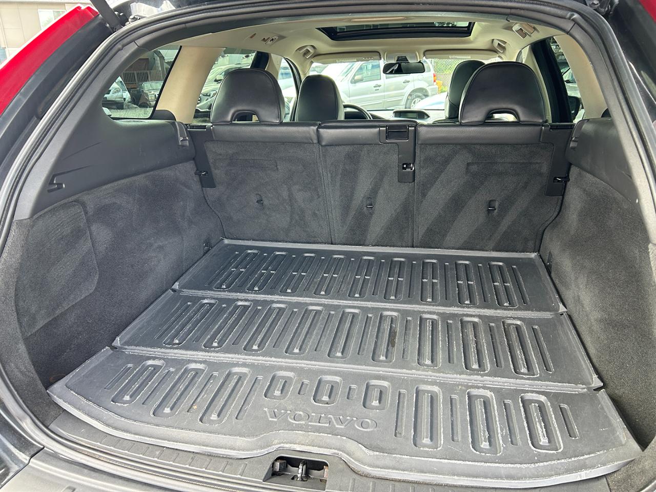 Volvo XC60 AWD 4dr 3.0T 2010