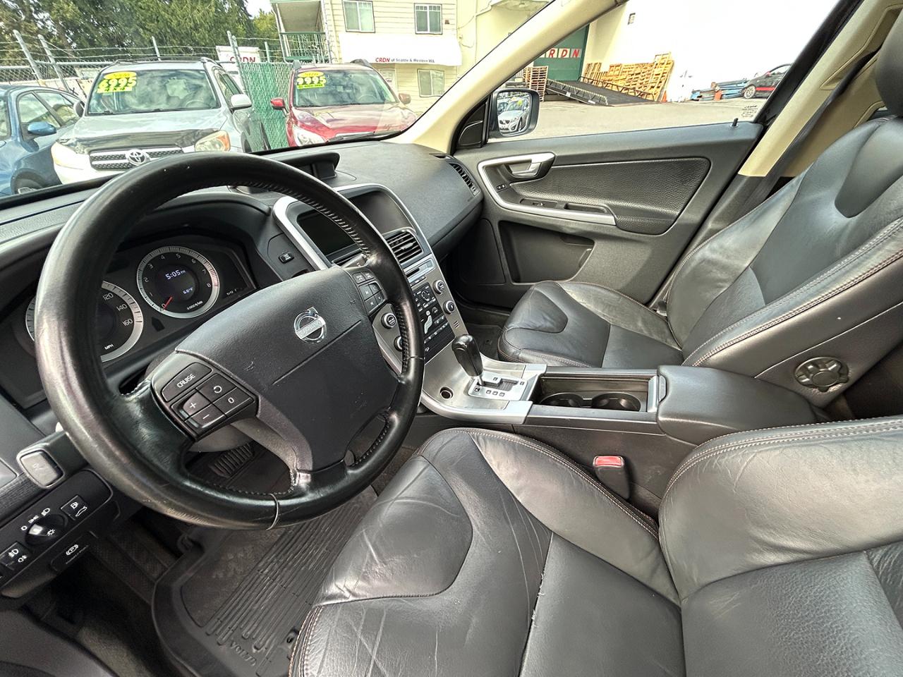 Volvo XC60 AWD 4dr 3.0T 2010