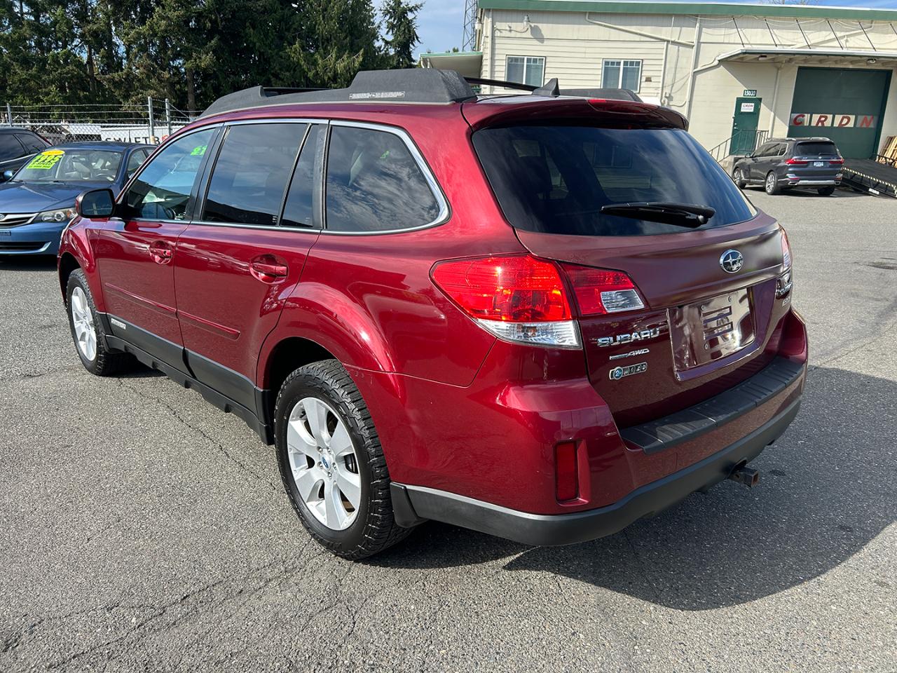 Subaru Outback 4dr Wgn H4 Auto 2.5i Limited 2012
