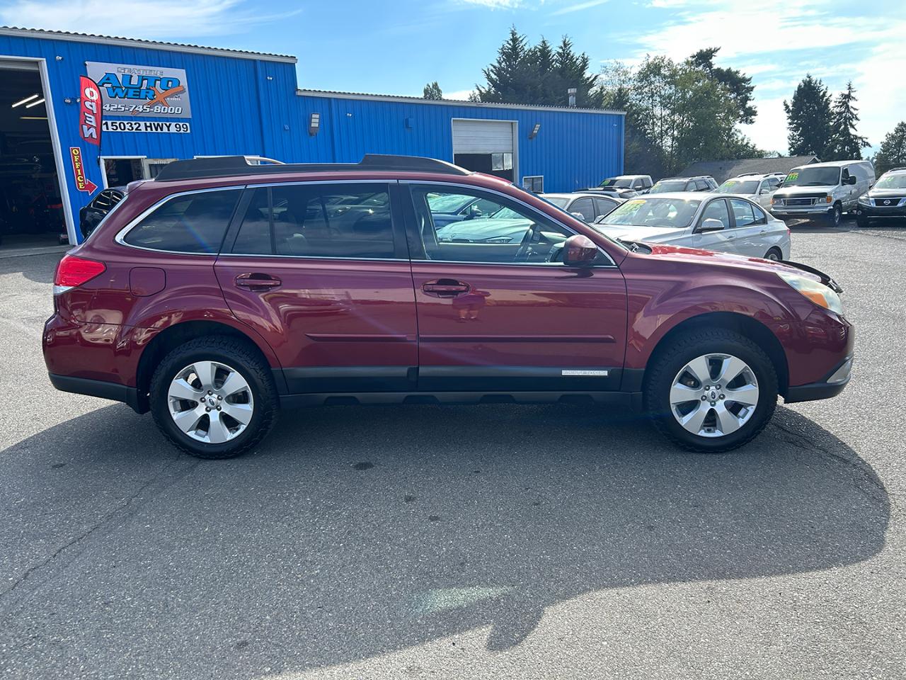 Subaru Outback 4dr Wgn H4 Auto 2.5i Limited 2012