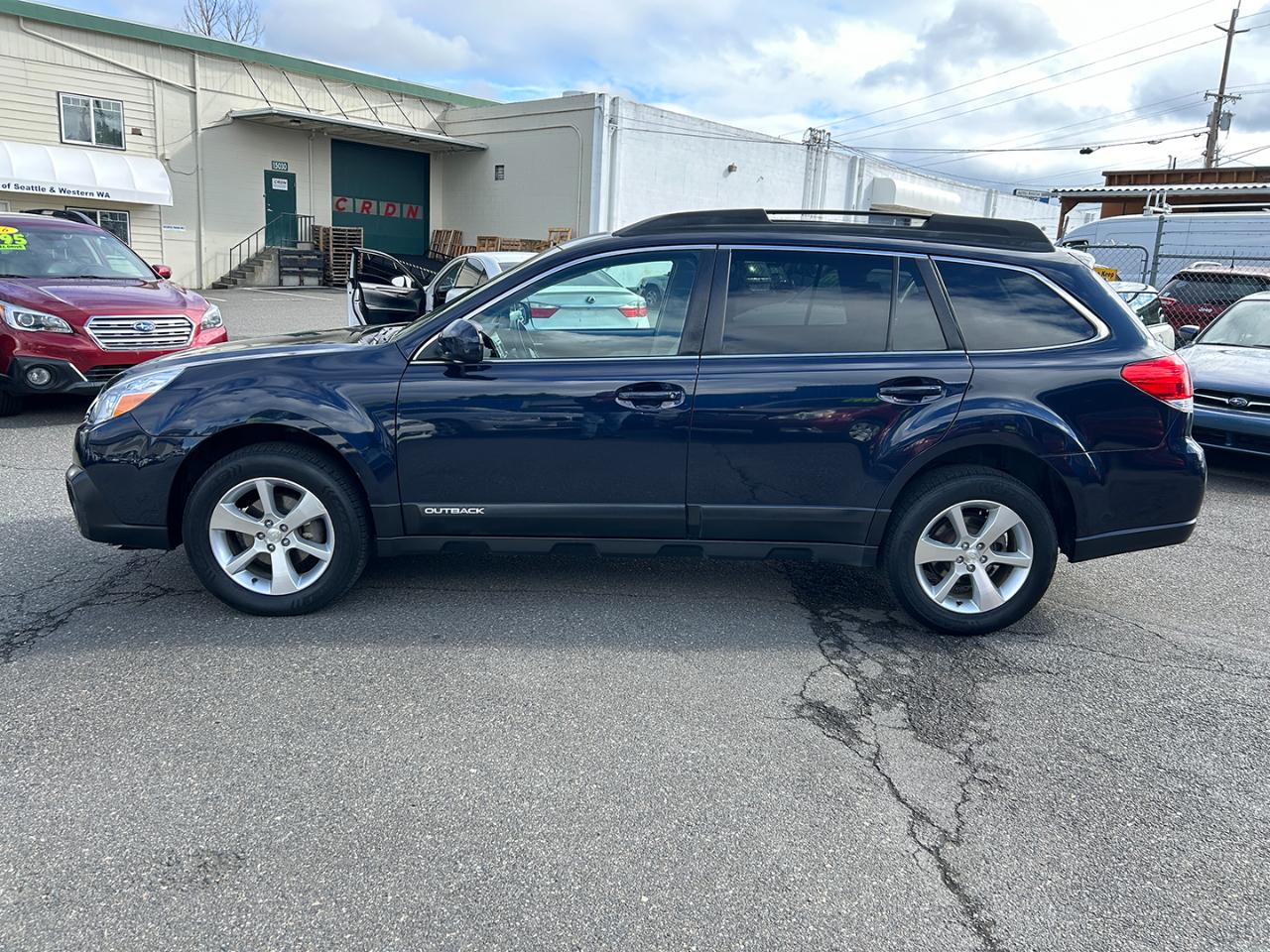 Subaru Outback 4dr Wgn H4 Auto 2.5i Limited 2013