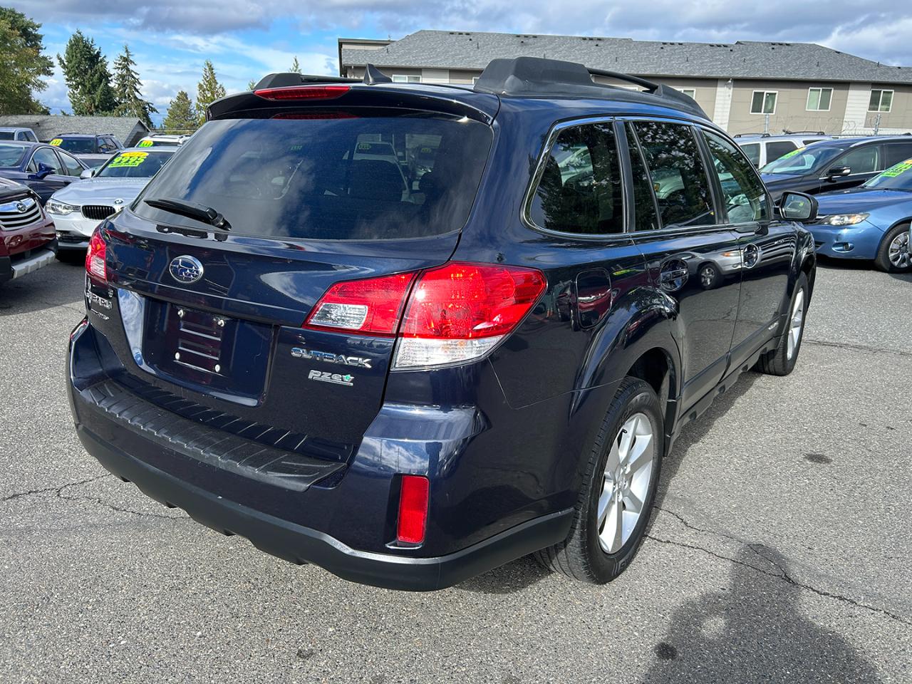 Subaru Outback 4dr Wgn H4 Auto 2.5i Limited 2013