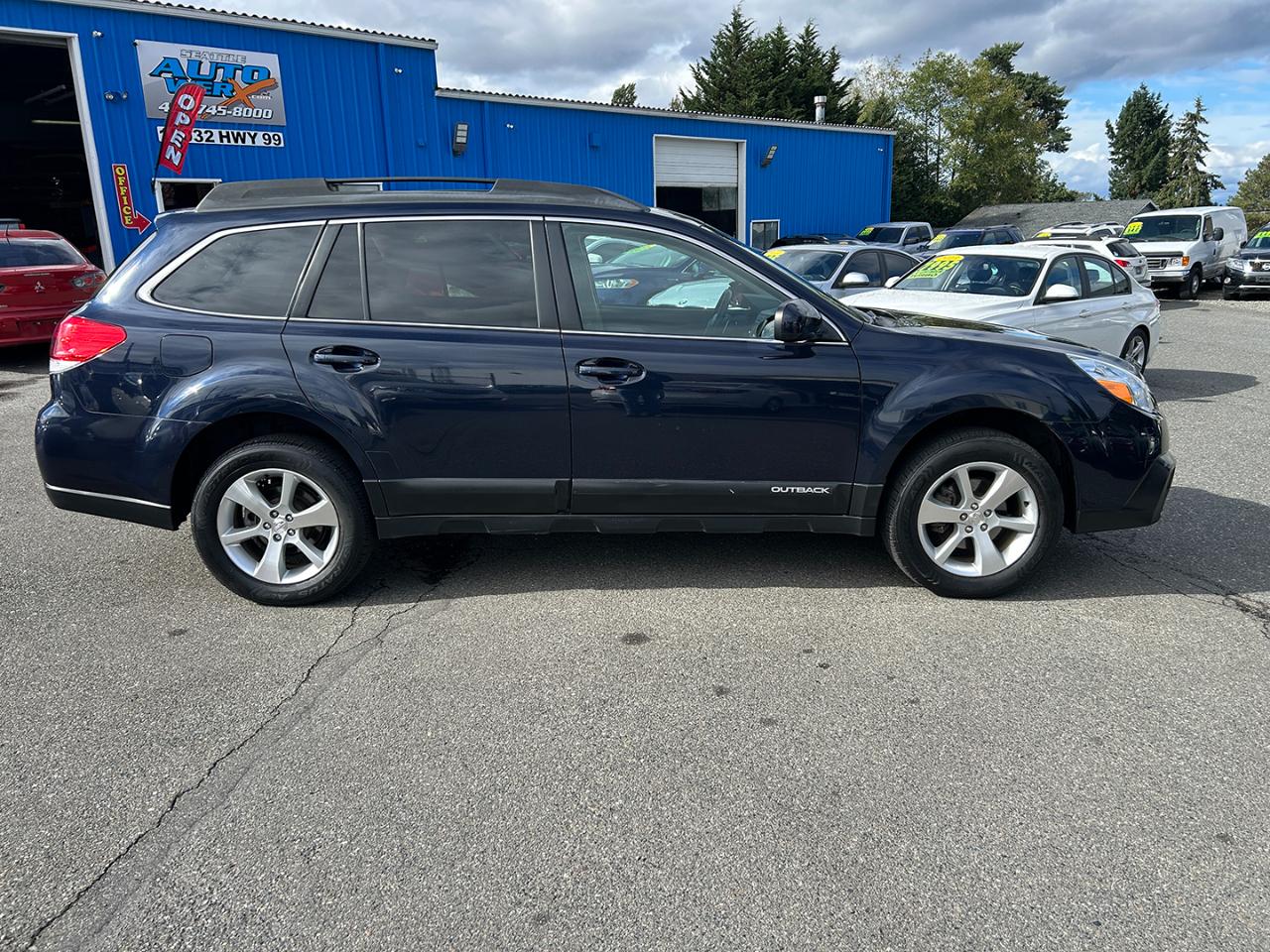 Subaru Outback 4dr Wgn H4 Auto 2.5i Limited 2013