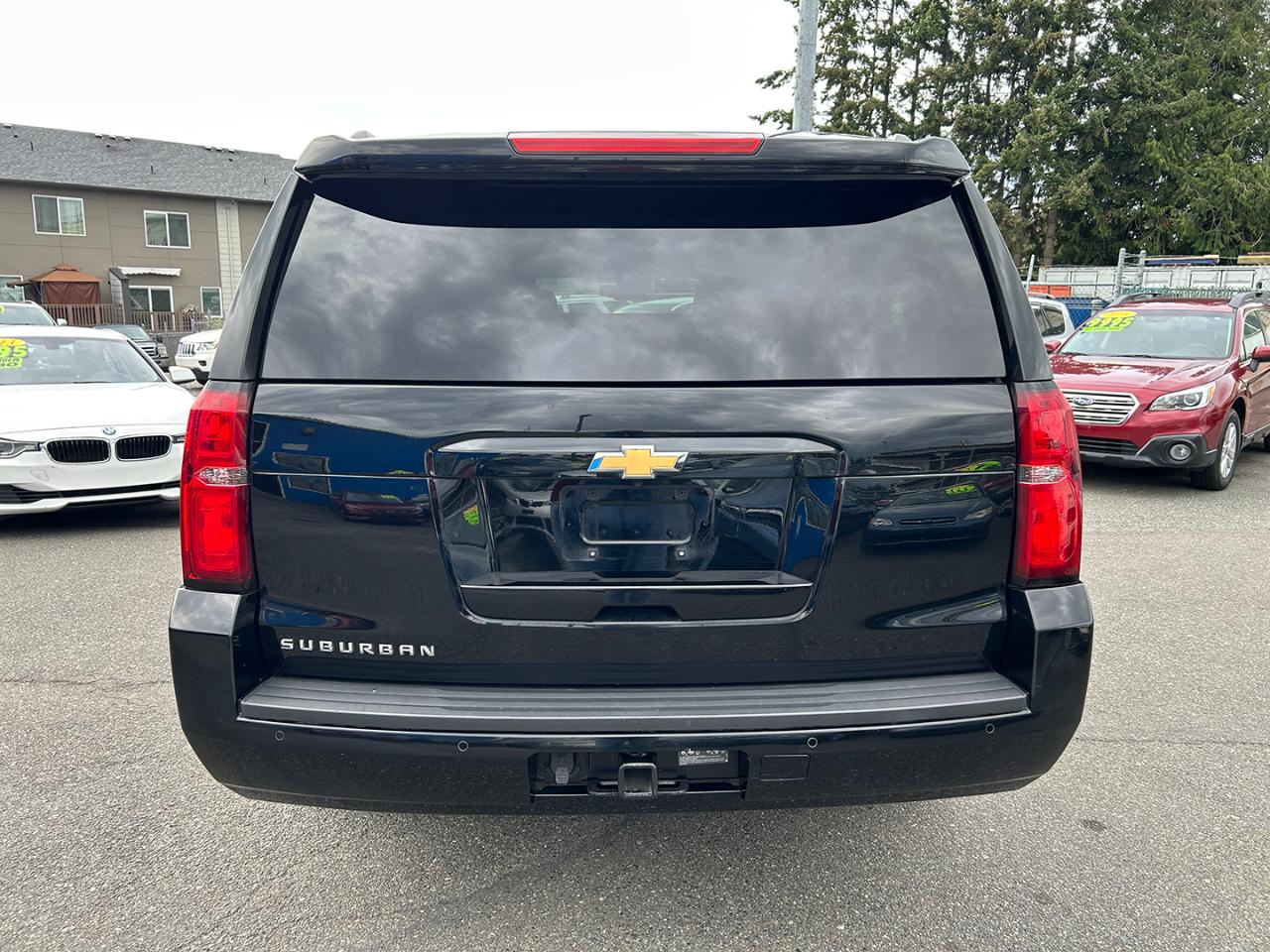 Chevrolet Suburban 4WD 4dr 1500 LT 2018