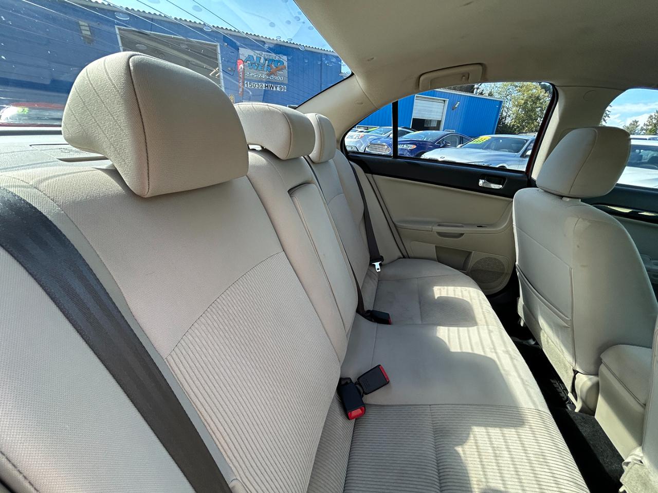 Mitsubishi Lancer ES 2.0 FWD CVT 2017