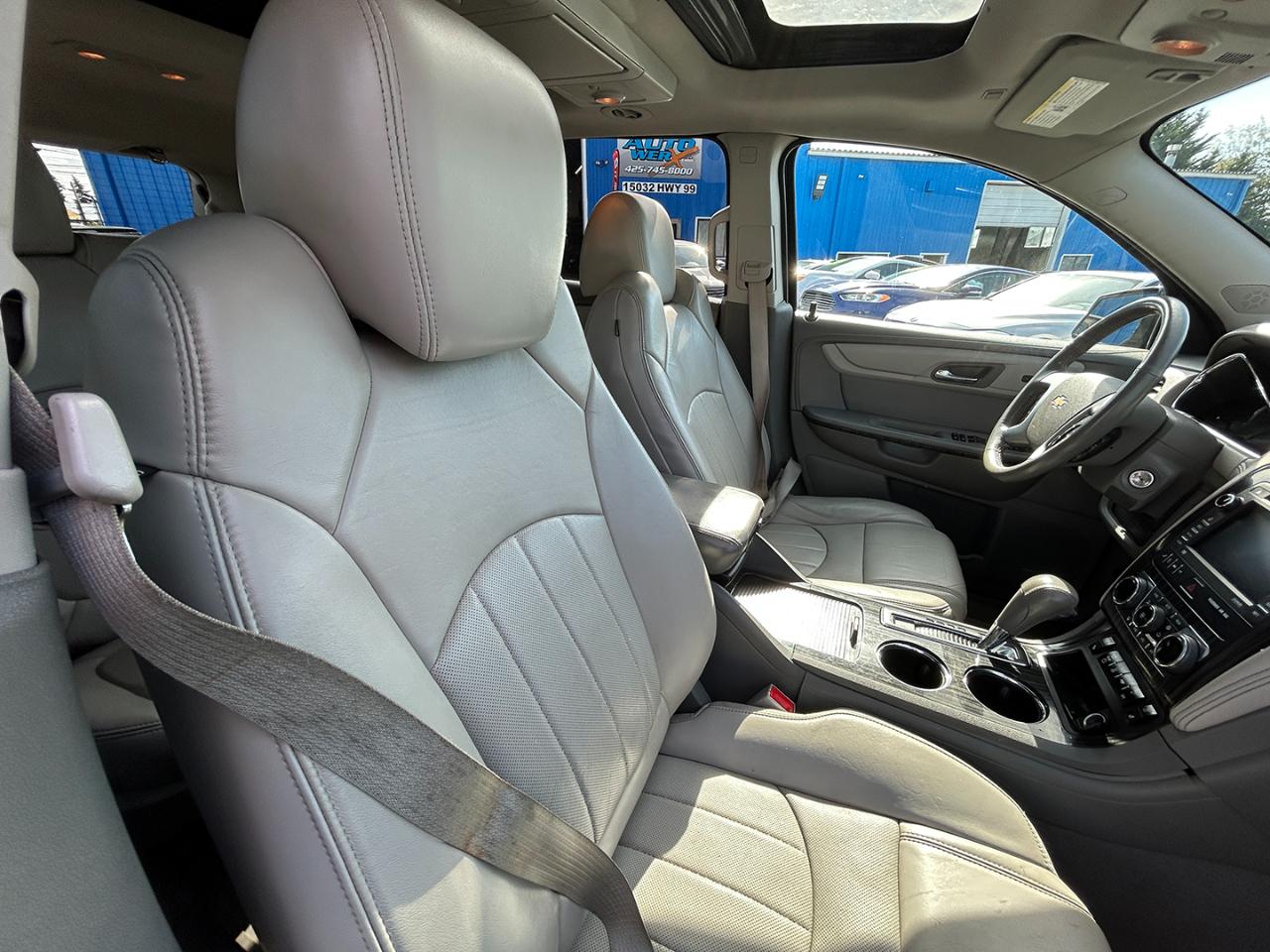 Chevrolet Traverse AWD 4dr LTZ 2013