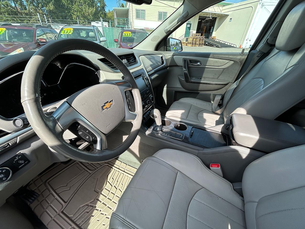 Chevrolet Traverse AWD 4dr LTZ 2013