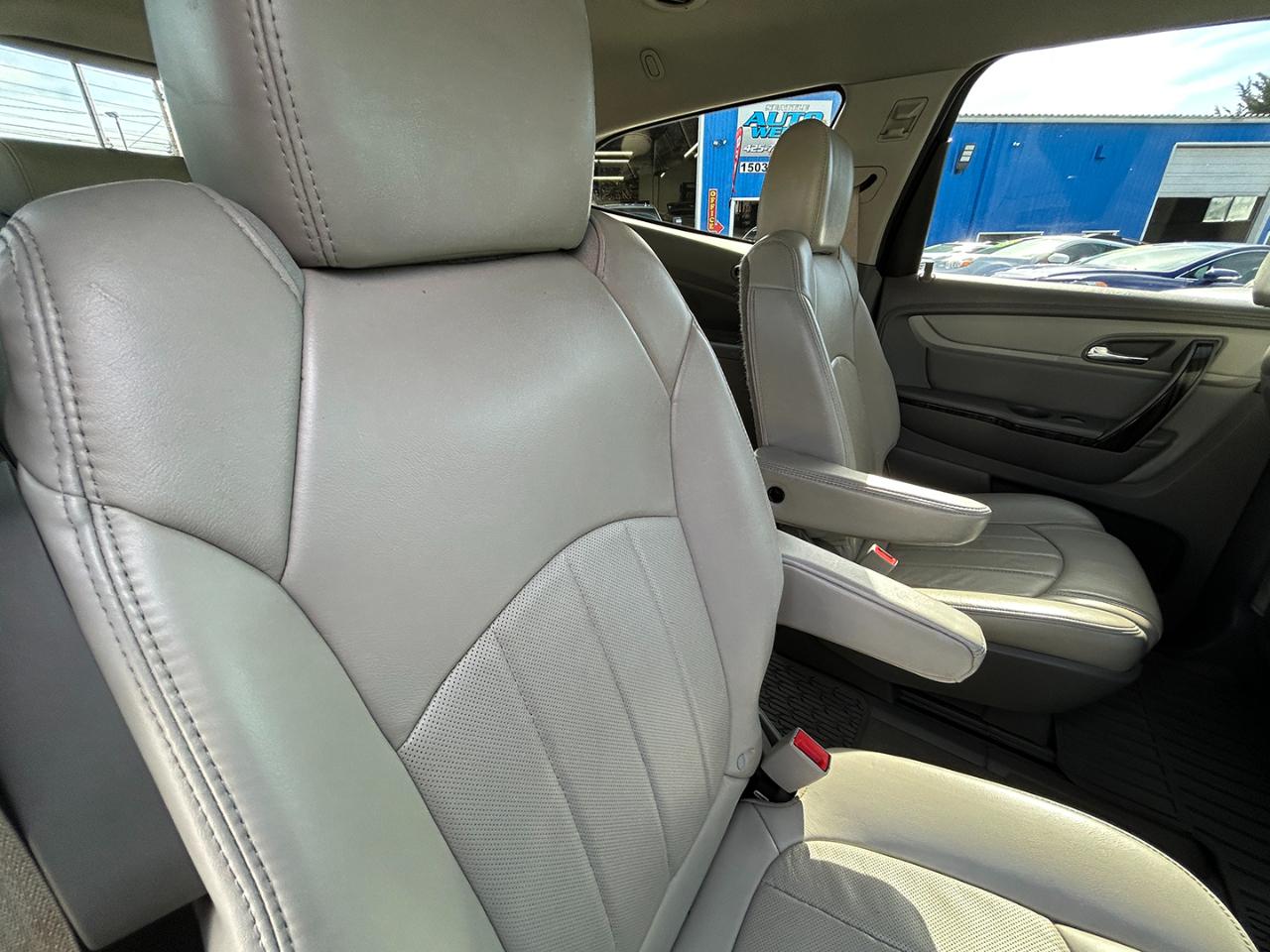Chevrolet Traverse AWD 4dr LTZ 2013