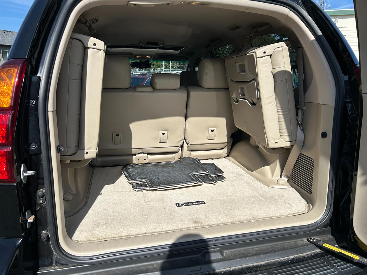 Lexus GX 470 4dr SUV 4WD 2004