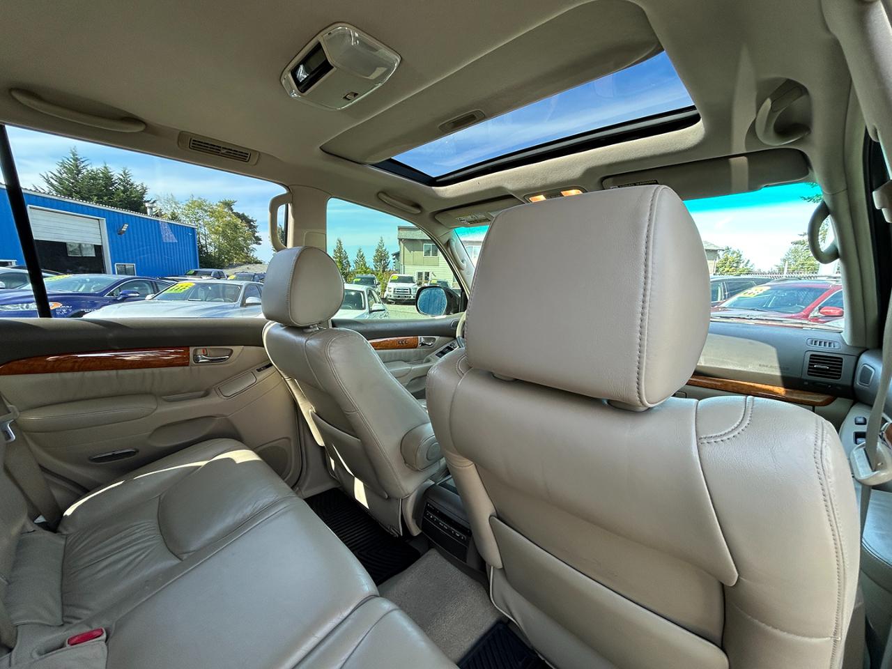 Lexus GX 470 4dr SUV 4WD 2004