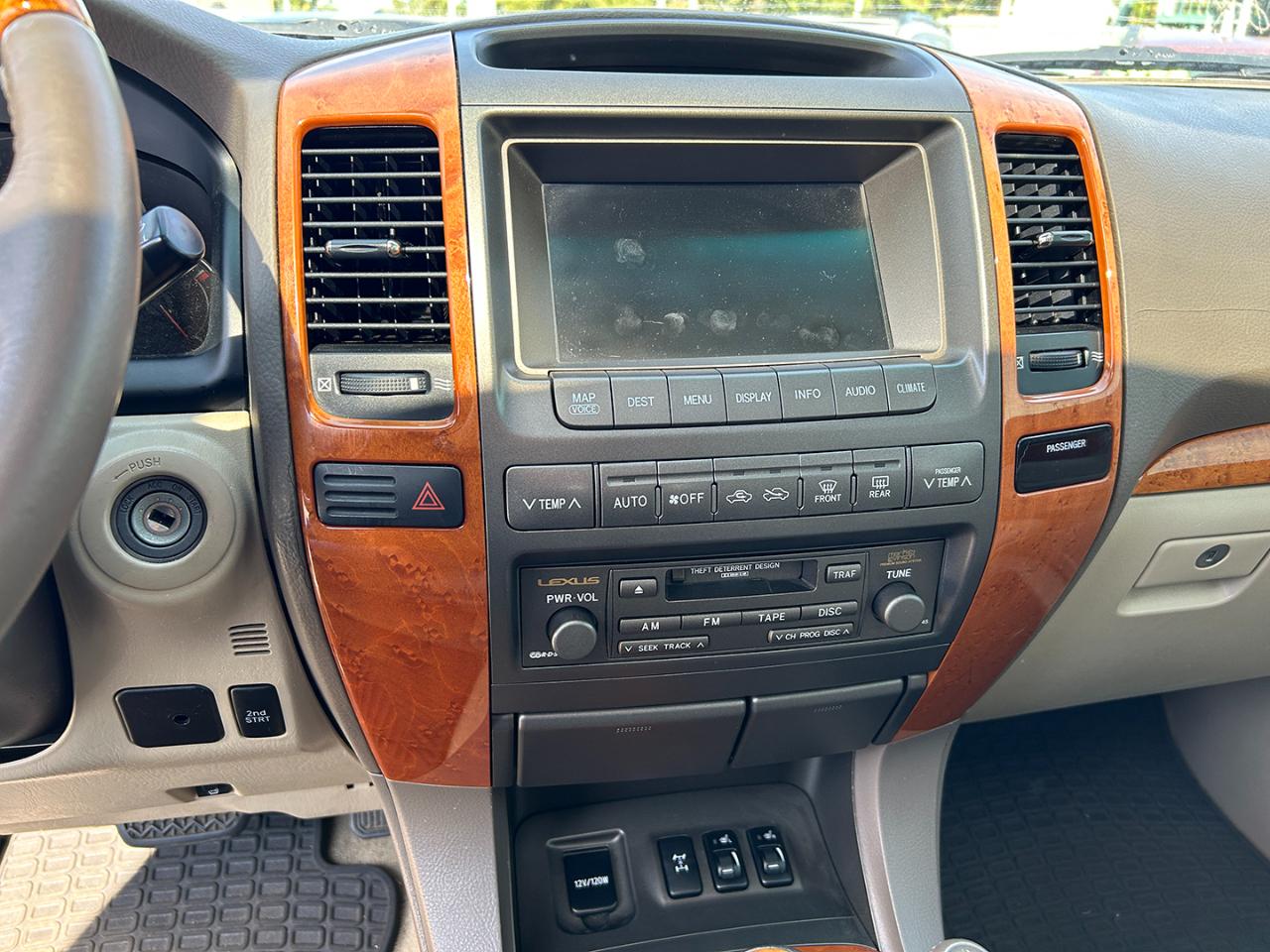 Lexus GX 470 4dr SUV 4WD 2004