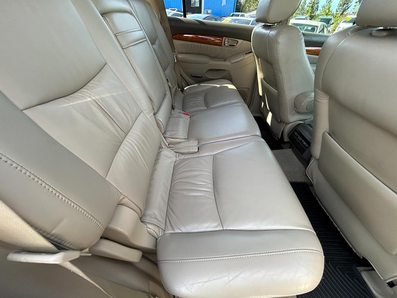Lexus GX 470 4dr SUV 4WD 2004