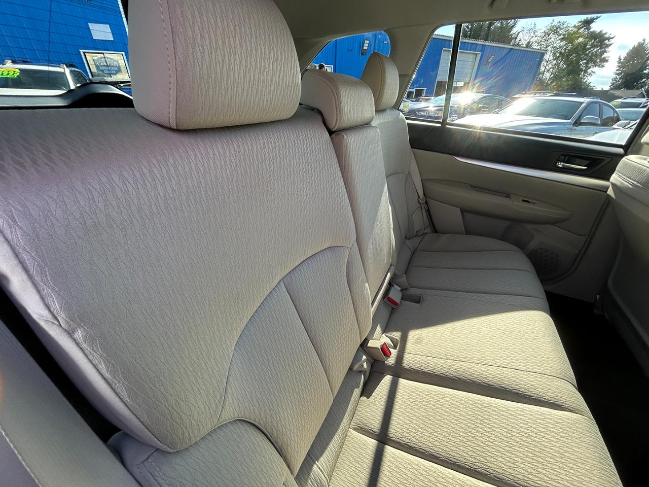 Subaru Outback 4dr Wgn H4 Auto 2.5i Prem AWP 2011