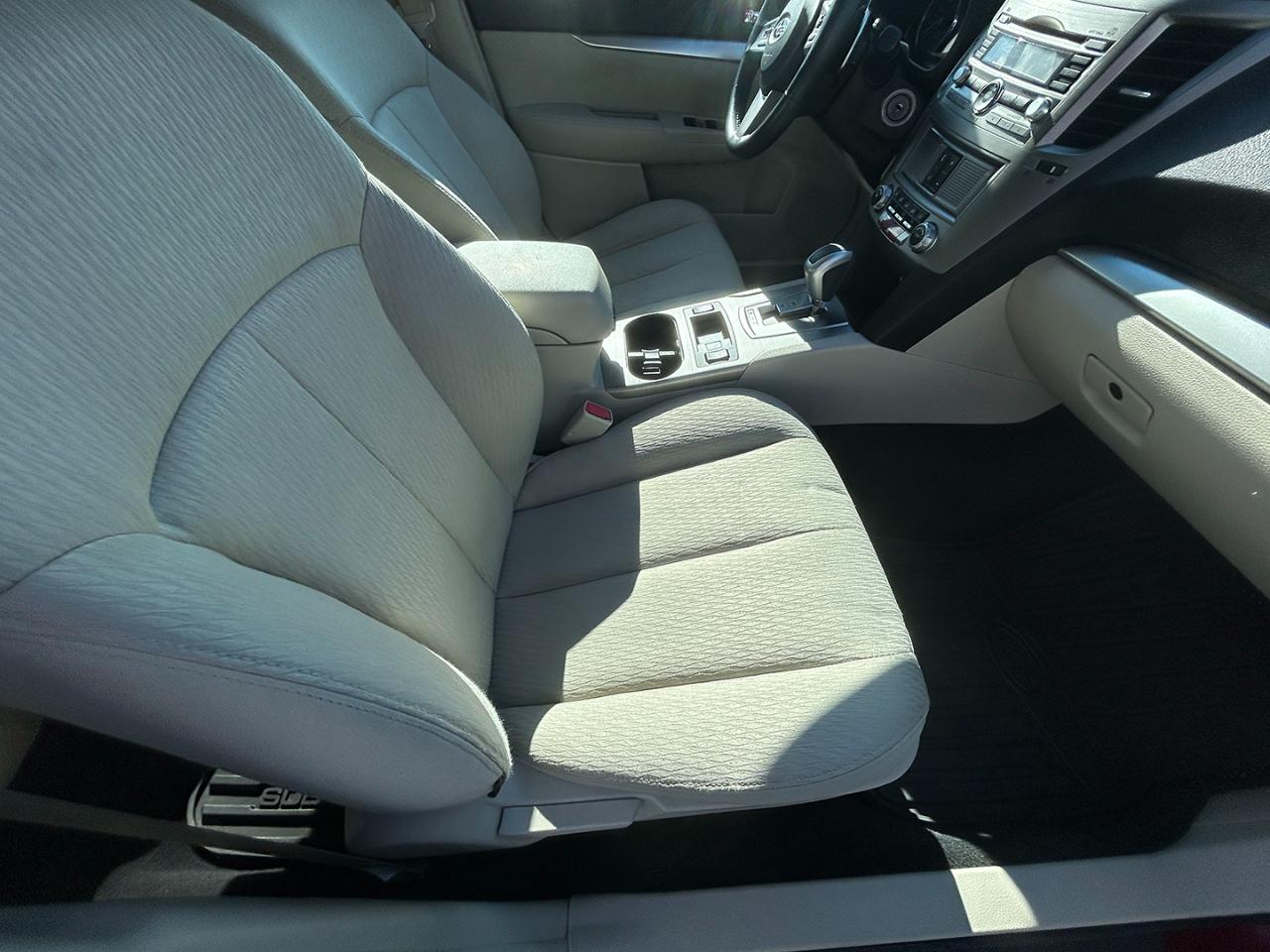 Subaru Outback 4dr Wgn H4 Auto 2.5i Prem AWP 2011
