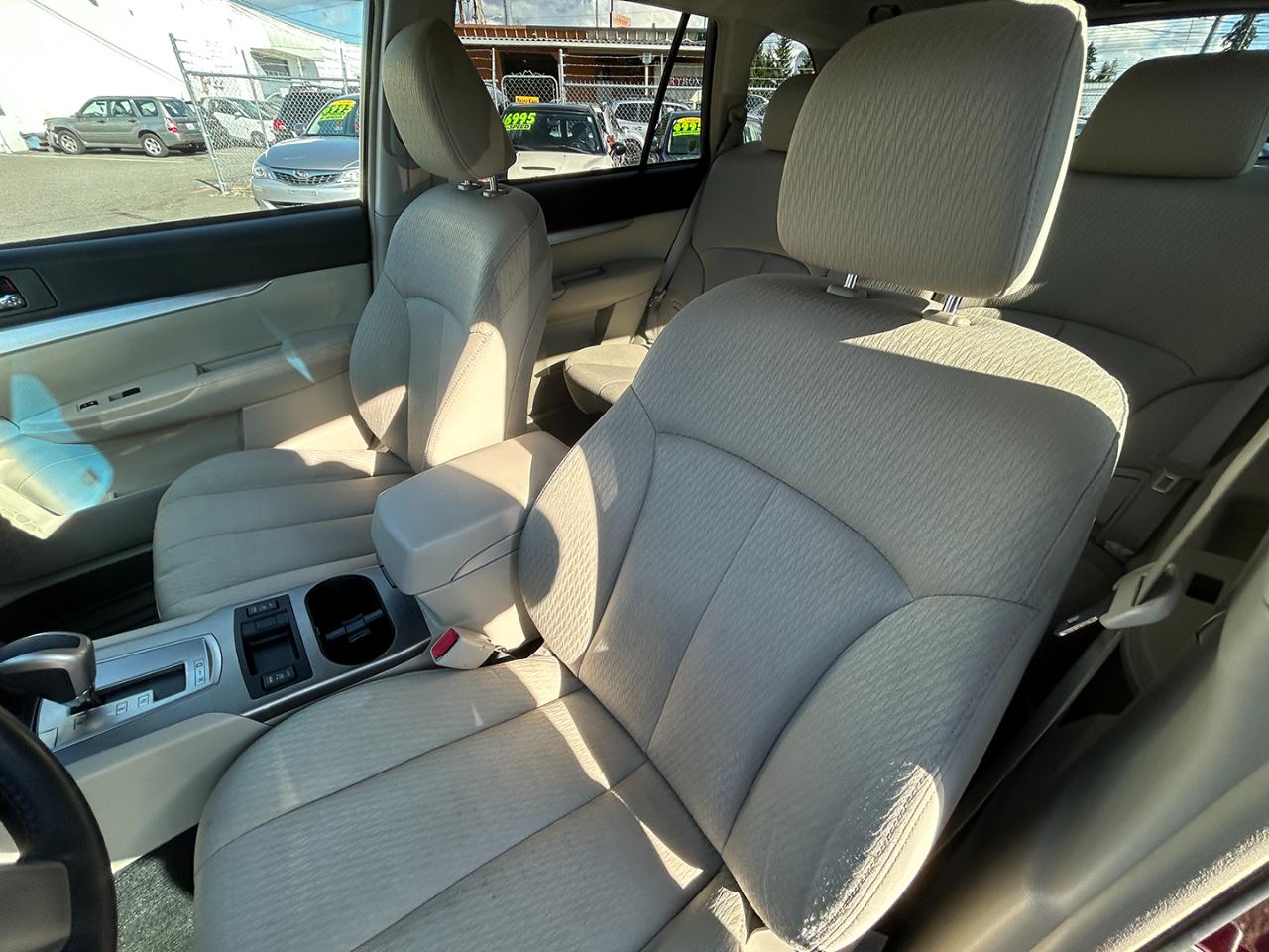 Subaru Outback 4dr Wgn H4 Auto 2.5i Prem AWP 2011