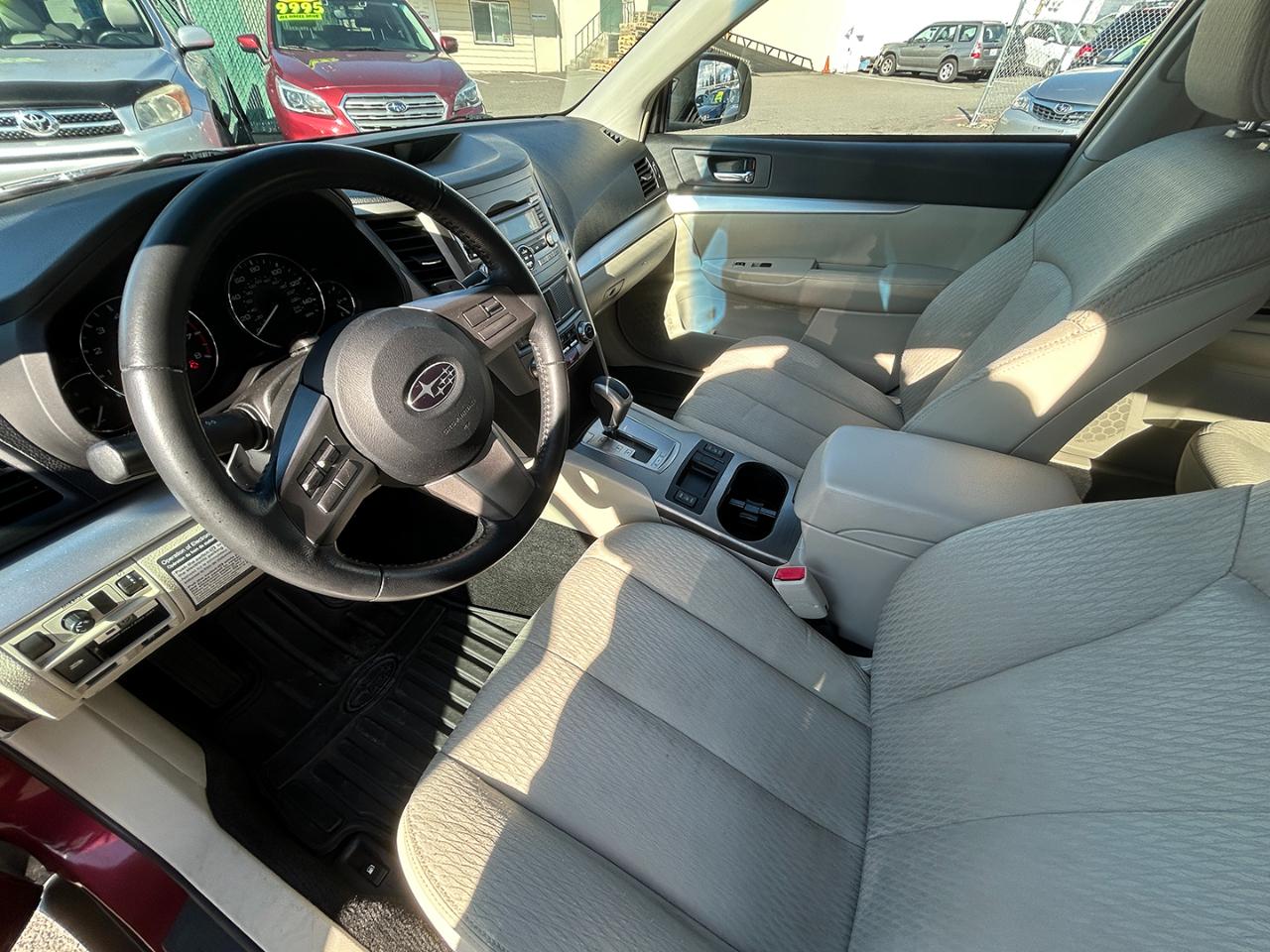 Subaru Outback 4dr Wgn H4 Auto 2.5i Prem AWP 2011