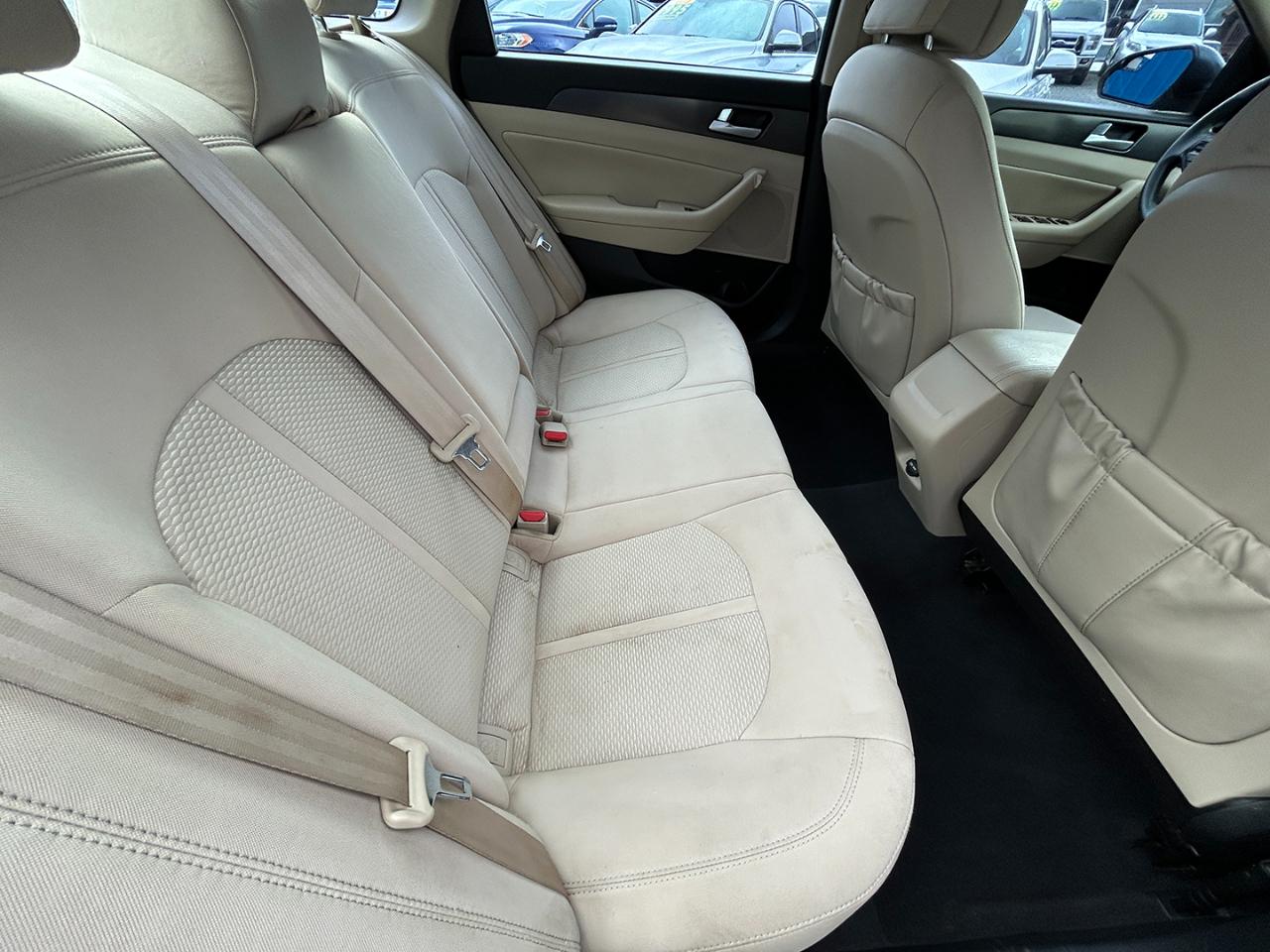Hyundai Sonata 4dr Sdn 2.4L Sport 2015