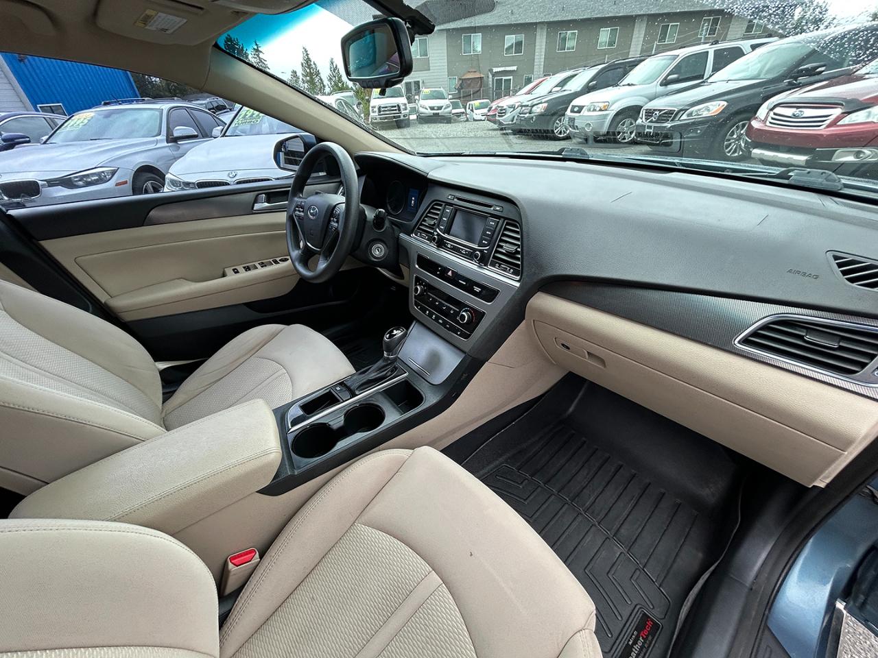 Hyundai Sonata 4dr Sdn 2.4L Sport 2015