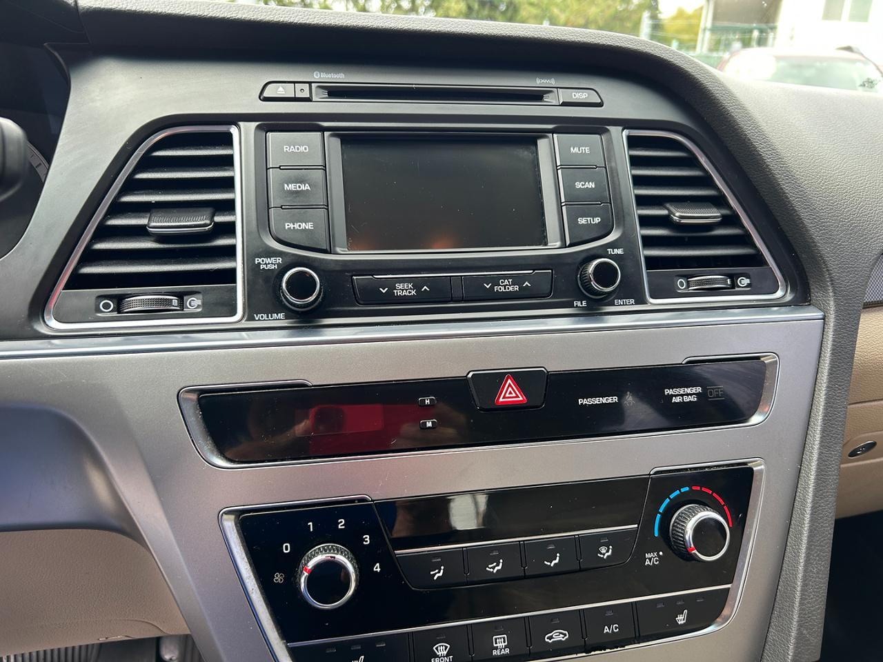 Hyundai Sonata 4dr Sdn 2.4L Sport 2015