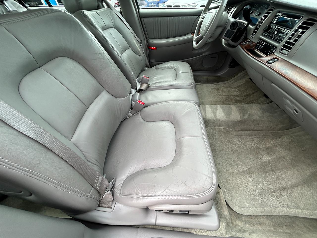Buick Park Avenue 4dr Sdn 2000