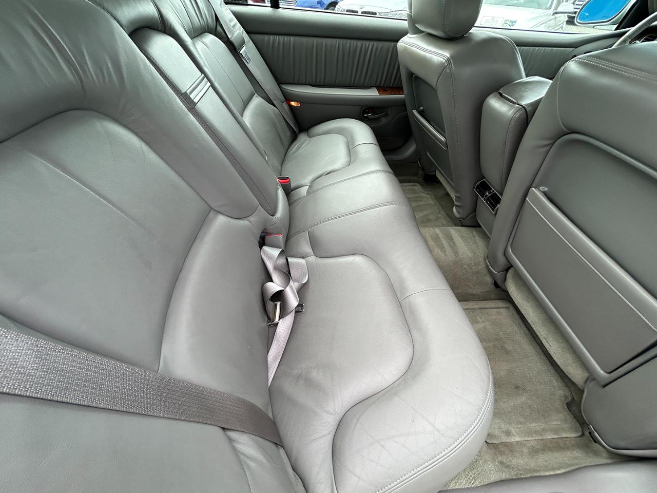 Buick Park Avenue 4dr Sdn 2000