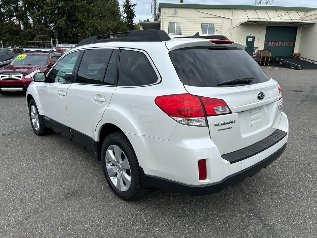 Subaru Outback 4dr Wgn H4 Auto 2.5i Limited Pwr Moon 2011