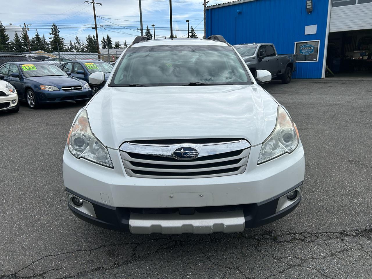Subaru Outback 4dr Wgn H4 Auto 2.5i Limited Pwr Moon 2011