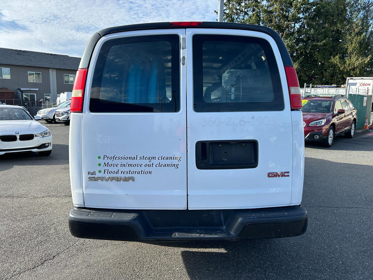 GMC Savana Cargo Van 3500 155" WB RWD 2003