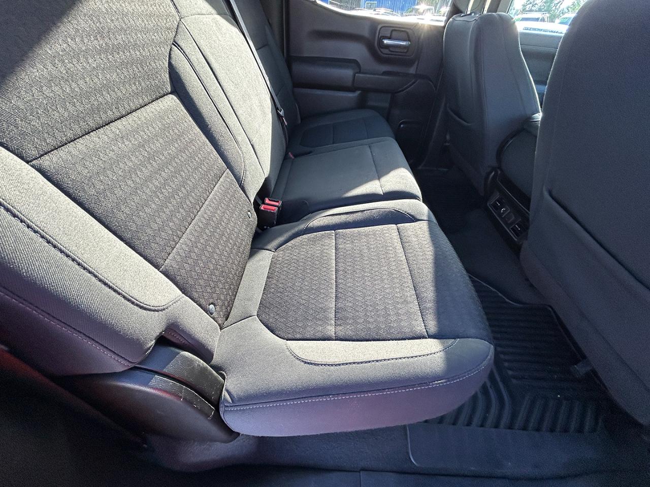 Chevrolet Silverado 1500 LTD 4WD Crew Cab 157" LT 2022