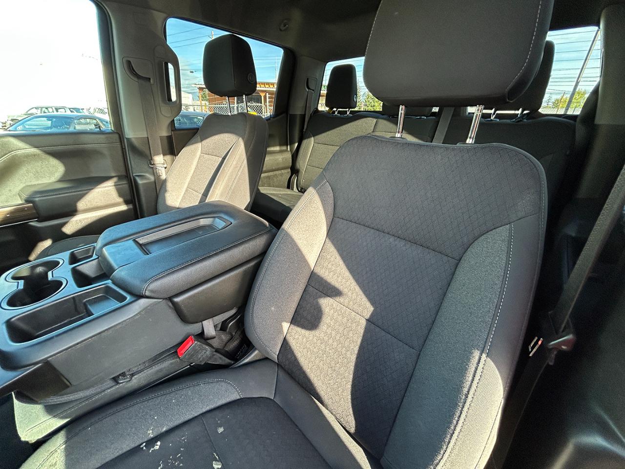 Chevrolet Silverado 1500 LTD 4WD Crew Cab 157" LT 2022